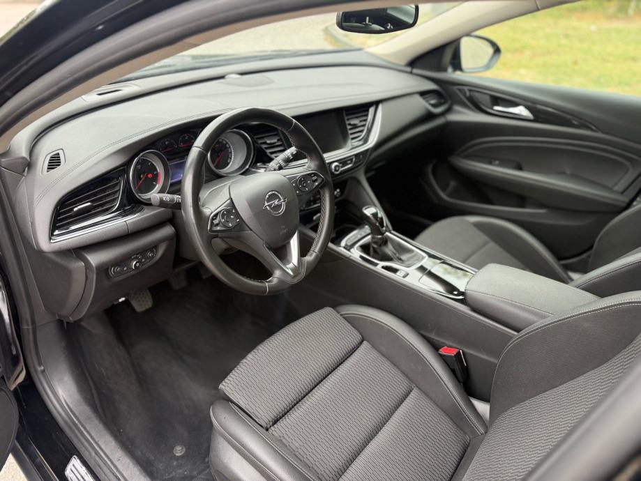 Opel Insignia Karavan 1,6 CDTI•NAVIGACIJA•KAMERA ZA PARKING•GARANCIJA•, fotografija 16