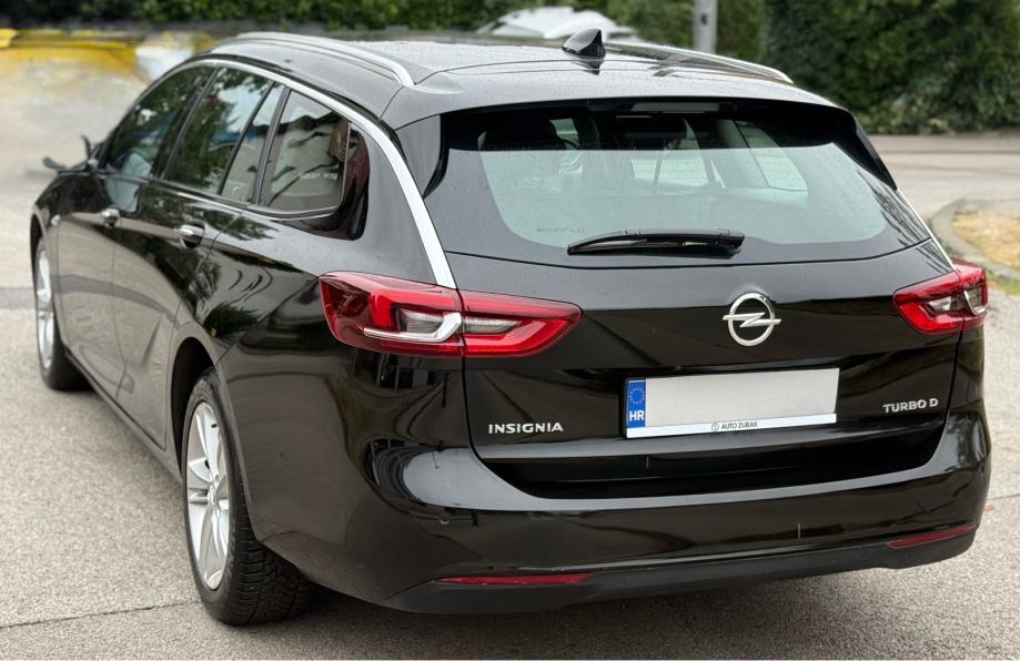 Opel Insignia Karavan 1,6 CDTI•NAVIGACIJA•KAMERA ZA PARKING•GARANCIJA•, fotografija 11
