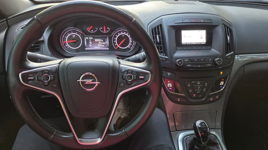 Opel Insignia Karavan (136 ks) • HR Auto • Reg. 07/2027 • Bez ulaganja, fotografija 2