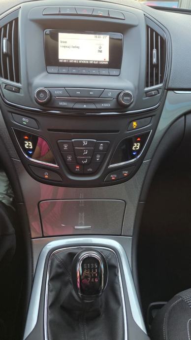 Opel Insignia Karavan (136 ks) • HR Auto • Reg. 07/2027 • Bez ulaganja, fotografija 12