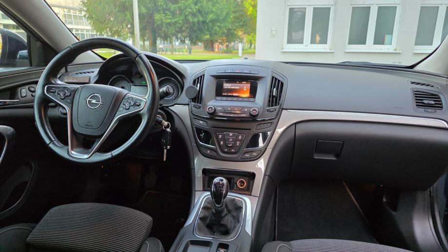 Opel Insignia Karavan (136 ks) • HR Auto • Reg. 07/2027 • Bez ulaganja, fotografija 13