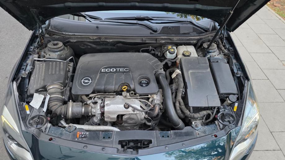 Opel Insignia Karavan (136 ks) • HR Auto • Reg. 07/2027 • Bez ulaganja, fotografija 18