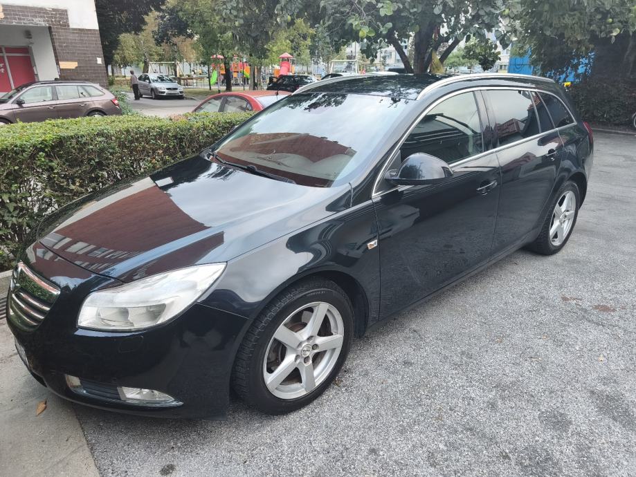 Opel Insignia Karavan 2,0 CDTI FLEX reg 1g, fotografija 3