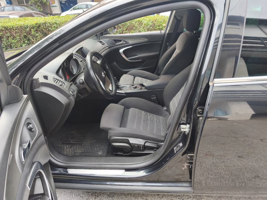 Opel Insignia Karavan 2,0 CDTI FLEX reg 1g, fotografija 5