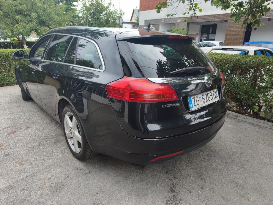Opel Insignia Karavan 2,0 CDTI FLEX reg 1g, fotografija 4