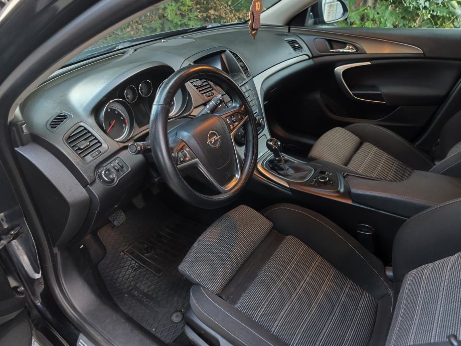 Opel Insignia Karavan 2,0 CDTI FLEX reg 1g, fotografija 11