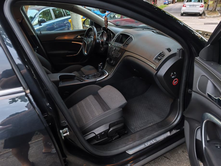 Opel Insignia Karavan 2,0 CDTI FLEX reg 1g, fotografija 9