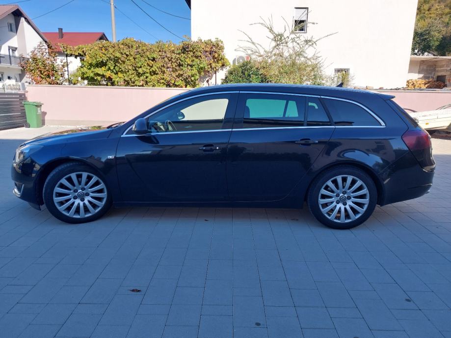 Opel Insignia Karavan 2,0 CDTI 125kw Cosmo Sport, fotografija 2
