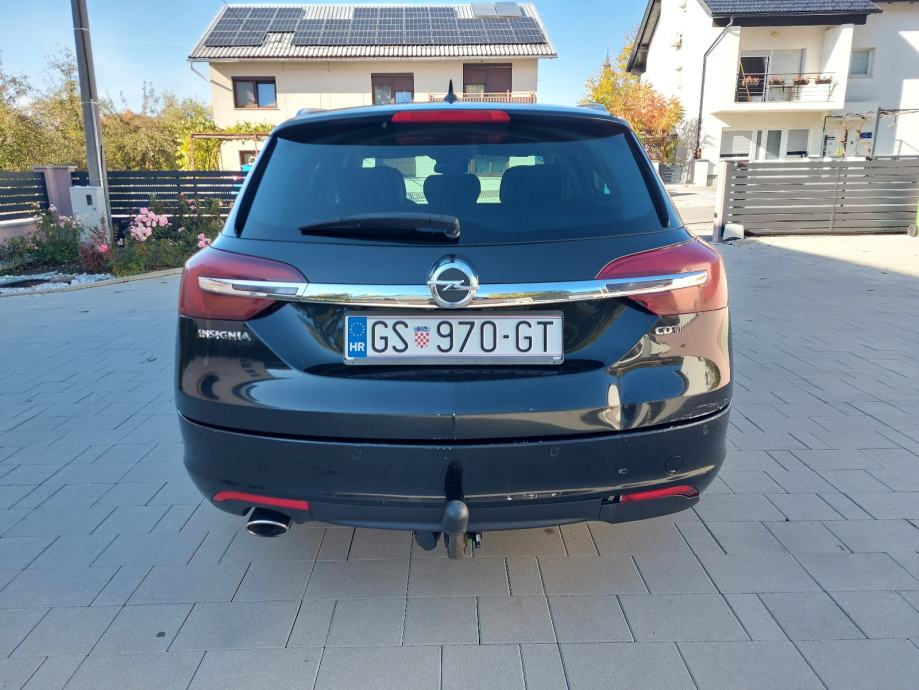Opel Insignia Karavan 2,0 CDTI 125kw Cosmo Sport, fotografija 3