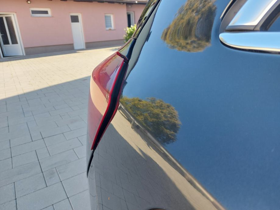 Opel Insignia Karavan 2,0 CDTI 125kw Cosmo Sport, fotografija 5