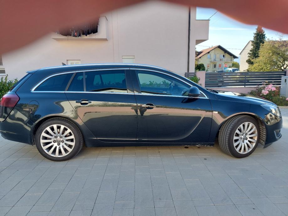 Opel Insignia Karavan 2,0 CDTI 125kw Cosmo Sport, fotografija 4