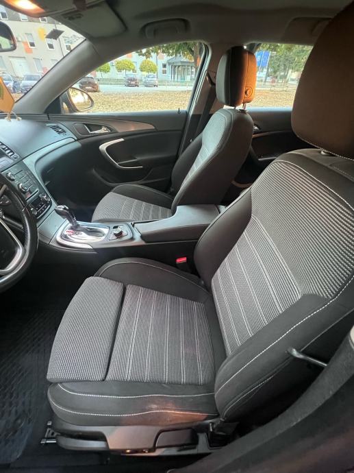 Opel Insignia (Sports tourer) 2.0 CDTI, fotografija 9