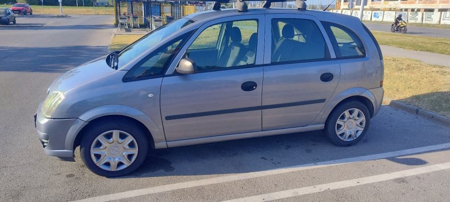 Opel Meriva 1,6 16V, fotografija 2