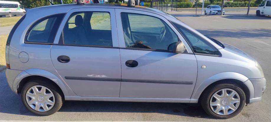 Opel Meriva 1,6 16V, fotografija 4