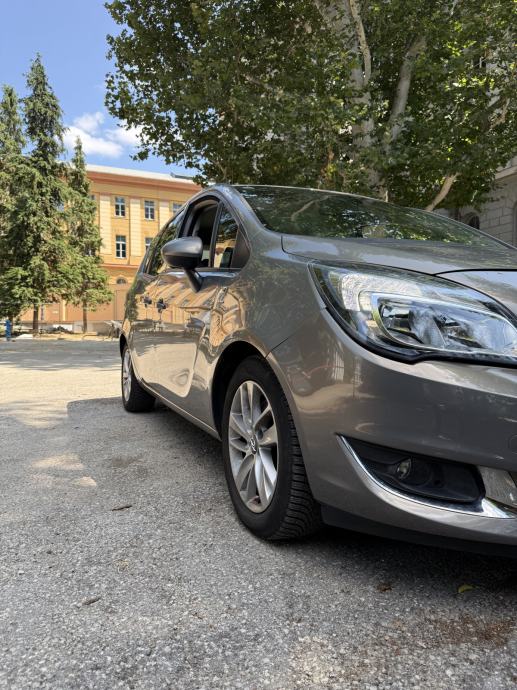 Opel Meriva 1,6 CDTI *Nije Uvoz*Kupljen u Autowillu, fotografija 9