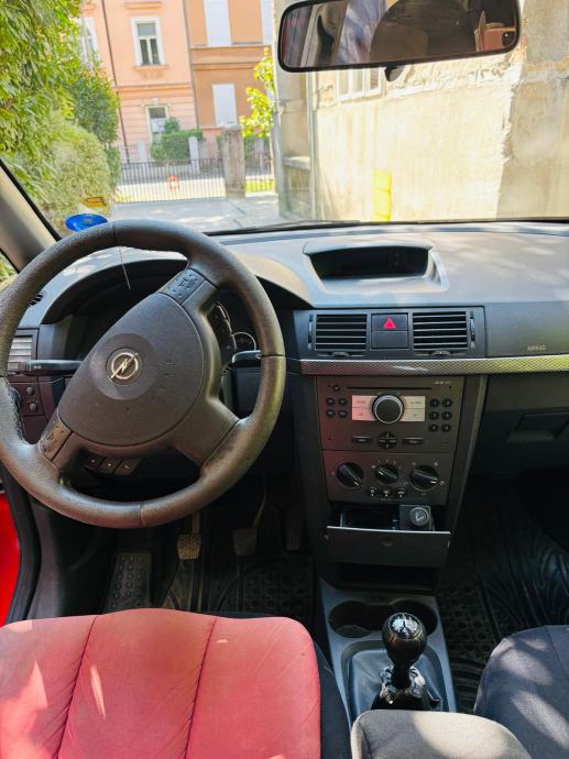 Opel Meriva 1,7 CDTI, fotografija 11