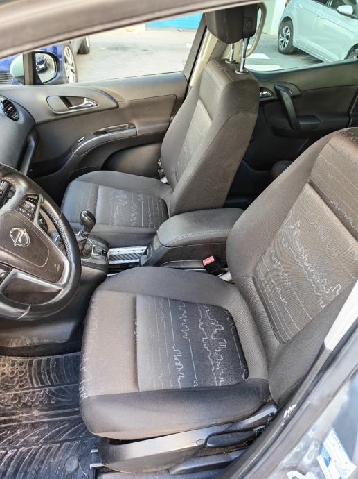 Opel Meriva 1,7 Cdti 08/27 rega, fotografija 7