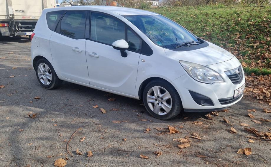 Opel Meriva 1,7 CDTI, fotografija 3