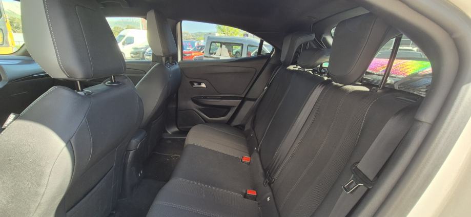 Opel Mokka 1,2 GS Automatik **JAMSTVO 5 GODINA**, fotografija 11