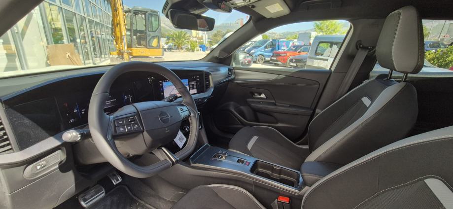 Opel Mokka 1,2 GS Automatik **JAMSTVO 5 GODINA**, fotografija 9