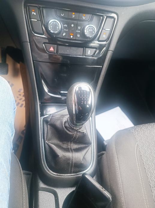 Opel Mokka 1,6 TDCi x POVOLJNO, fotografija 8
