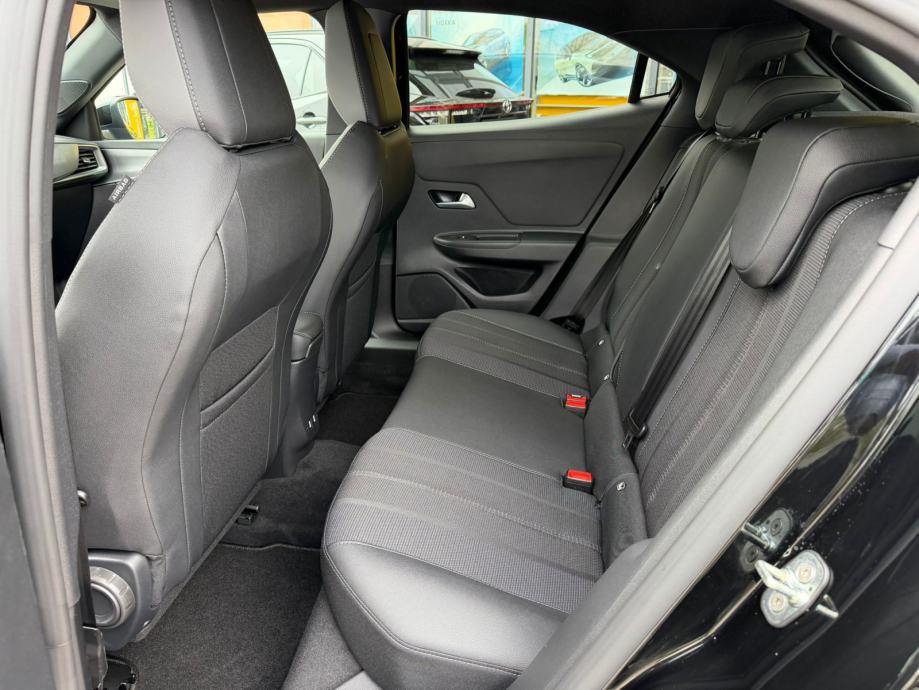 Opel Mokka GS 1.2 Turbo 100Kw - 8 godina garancije!, fotografija 10