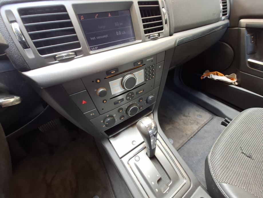 Opel Signum 2,2 16V 1 vl. 1 boj garaziran moguca zamjena, pogled izvana - slika 3