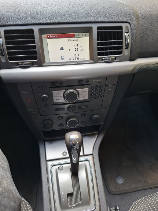 Opel Signum 2,2 16V 1 vl. 1 boj garaziran moguca zamjena, pogled izvana - slika 5