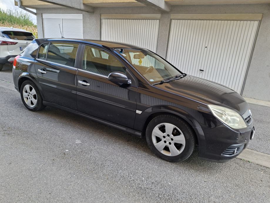 Opel Signum 2,2 16V 1 vl. 1 boj garaziran moguca zamjena, fotografija 12