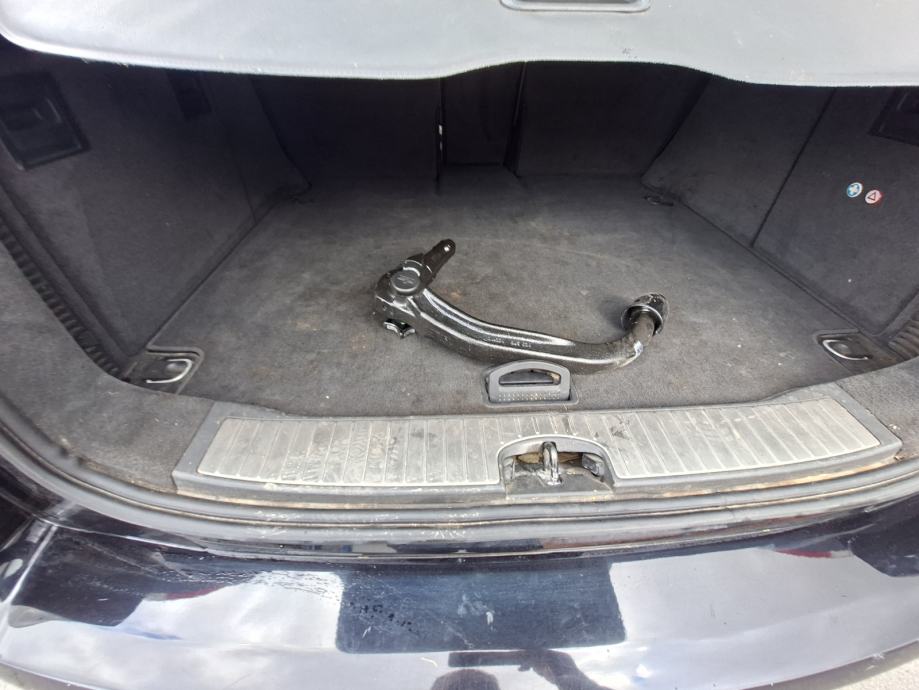 Opel Signum 2,2 16V 1 vl. 1 boj garaziran moguca zamjena, fotografija 15