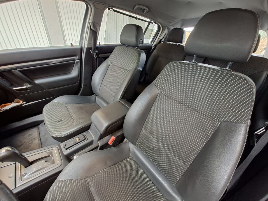 Opel Signum 2,2 16V 1 vl. 1 boj garaziran moguca zamjena, fotografija 19