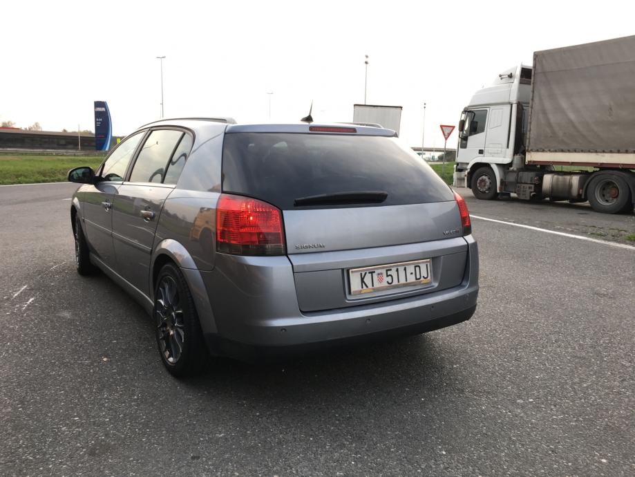Opel Signum 3,0 V6 CDTI, 2004 god.