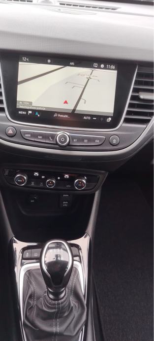 Opel Crossland X Elegance 1,5 110 ks **49.000 km**, fotografija 9