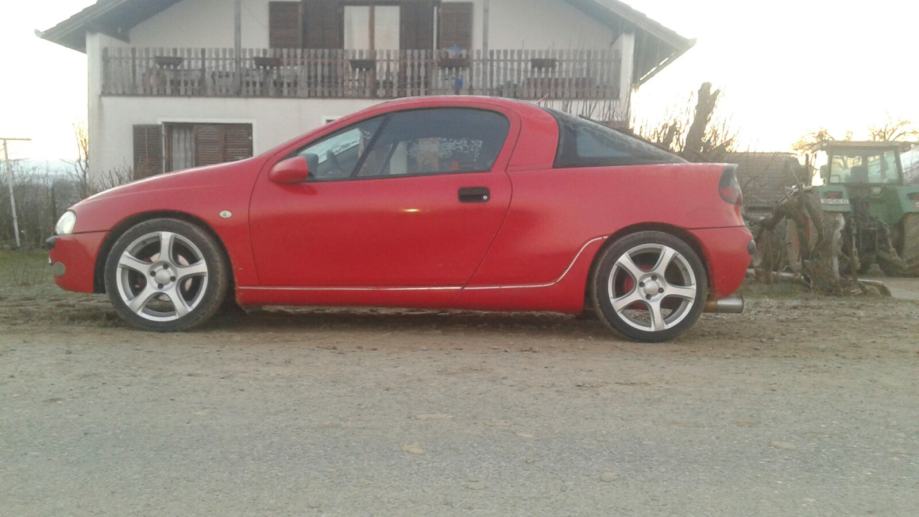 Opel tigra 1995