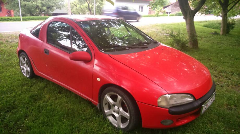 Opel tigra 1995
