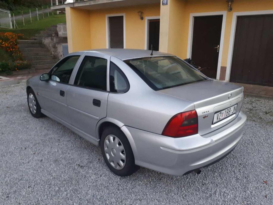 Opel vectra 2001