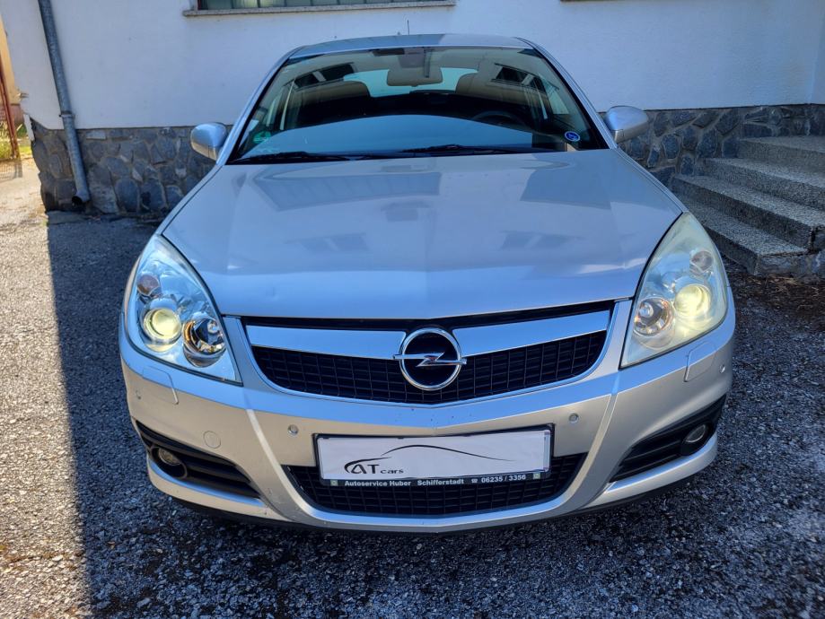 OPEL VECTRA 1.8 1. VLASNIK RAČUN DVOJNA KLIMA XENON ALU REG 09/2027, fotografija 3