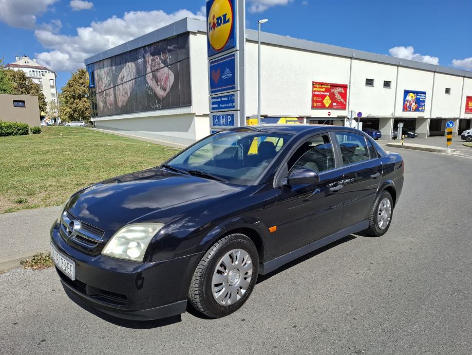 Opel Vectra 1,9 CDTI 88kw 6 brzina 1 vlasnik, pogled izvana - slika 2