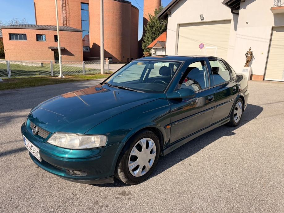 Opel Vectra GL 2,0 DTI 16V KLIMA REG 6 MJ 2027, fotografija 2