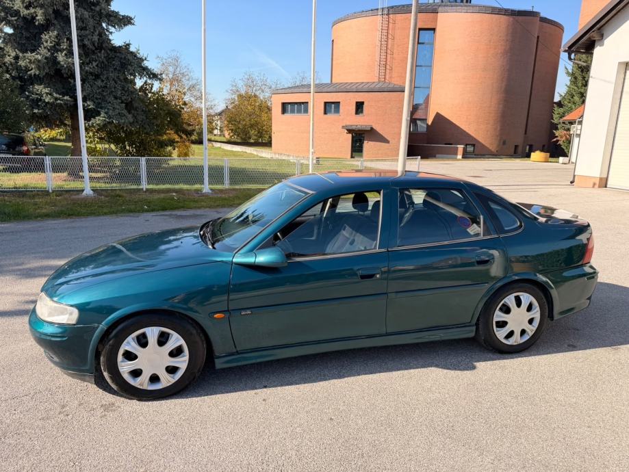 Opel Vectra GL 2,0 DTI 16V KLIMA REG 6 MJ 2027, fotografija 3