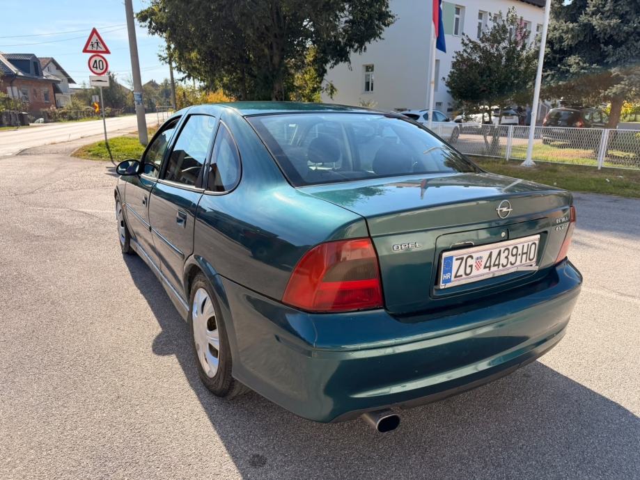 Opel Vectra GL 2,0 DTI 16V KLIMA REG 6 MJ 2027, fotografija 4