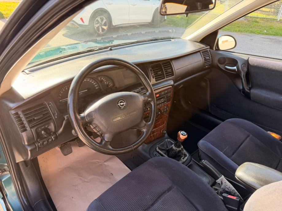 Opel Vectra GL 2,0 DTI 16V KLIMA REG 6 MJ 2027, fotografija 14