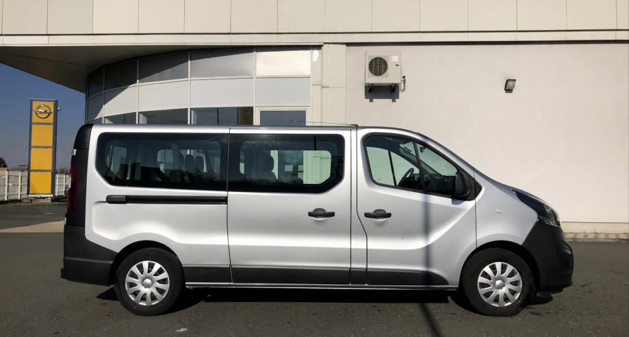 Opel vivaro 2021