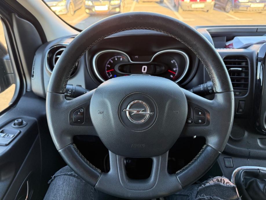 Opel Vivaro 1,6 CDTI, fotografija 8