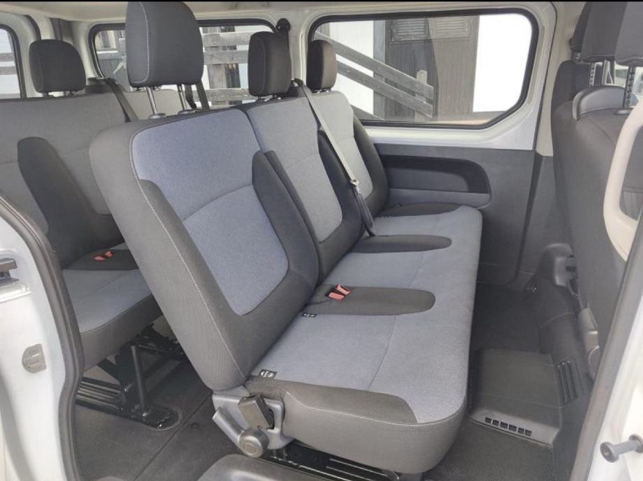 Opel Vivaro 2019/179000 km-nije uvoz-U Solinu-15.500e, fotografija 9