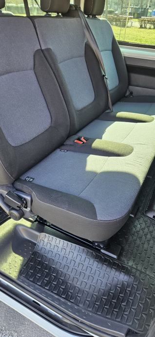 Opel Vivaro L2H1 1,6 CDTI Kupljen novi u HR 50.000km Dupla klima, fotografija 9