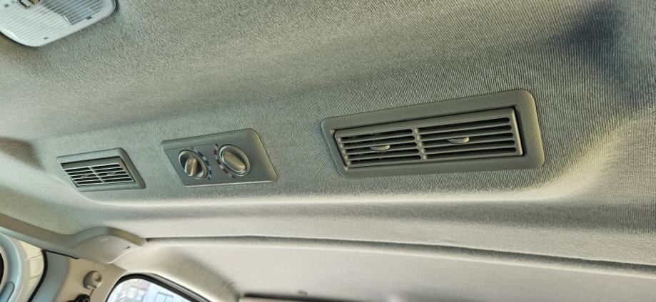 Opel Vivaro L2H1 1,6 CDTI Kupljen novi u HR 50.000km Dupla klima, fotografija 6