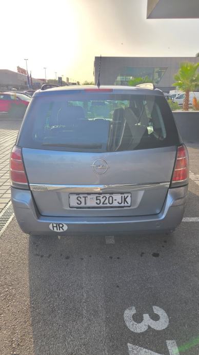 Opel Zafira 1,6 16V, fotografija 3