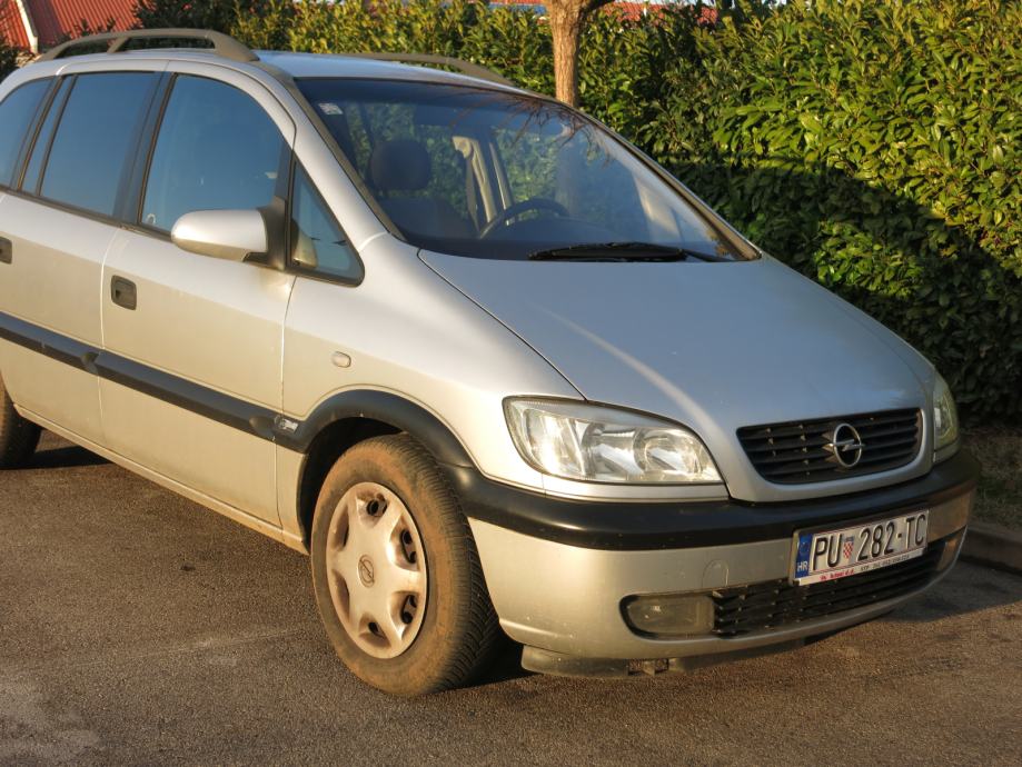 Opel zafira 2000