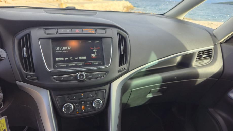 Opel Zafira 1.6 CDTI 7 siceva u PDV u, fotografija 9
